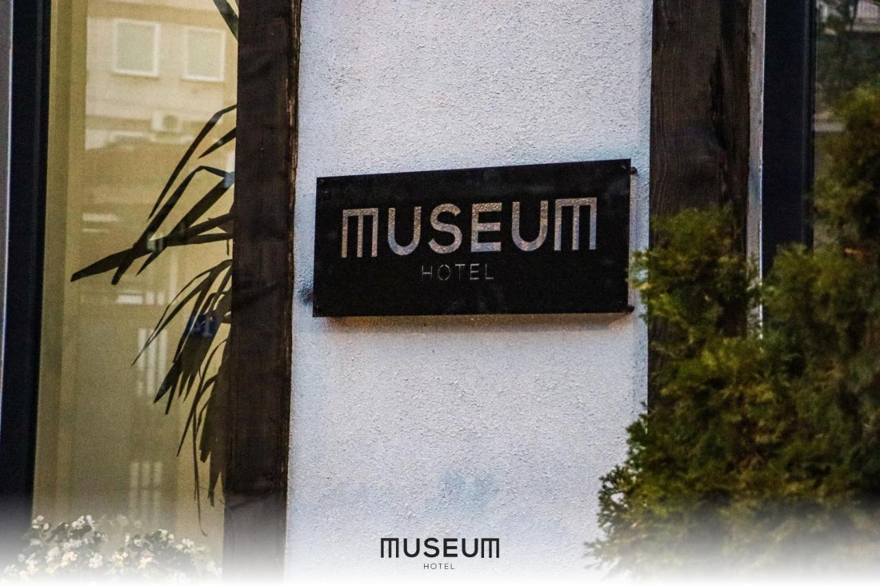 Museum Hotel 프리슈티나 외부 사진