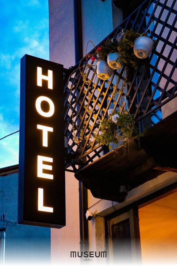 Museum Hotel 프리슈티나 외부 사진